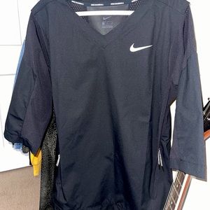 Nike black baseball training top